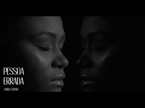 Pessoa Errada - Carla Sceno