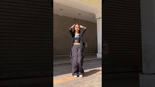 Download lagu Asalaam-e-Ishqum | Rashi Agrwl Dance #viral #shorts #dance mp3