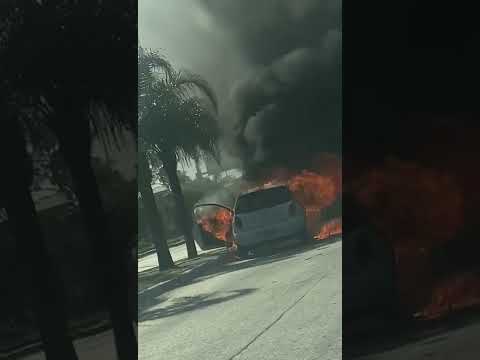 Corrientes: se incendió un auto en plena avenida 3 de Abril