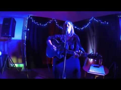 Jolene - Dolly Parton covered by Jade Tremarco