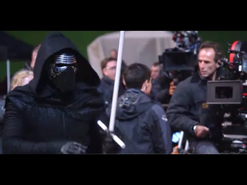 Star Wars: The Force Awakens (Blu-ray Sneak Peek 'Secrets of The Force Awakens')