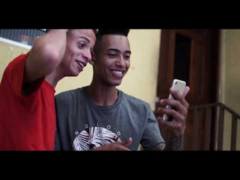 MC LK E MC Lucas - Vem Com A Xereca Molhada (DJ Diego Mandu)  Clipe Oficial