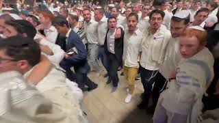וכ 6,000 איש במהלך תפילת נעילה בכותל המערבי
