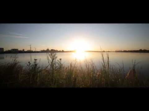 Montaż konstrukcji stalowej mostu nad Martwą Wisłą