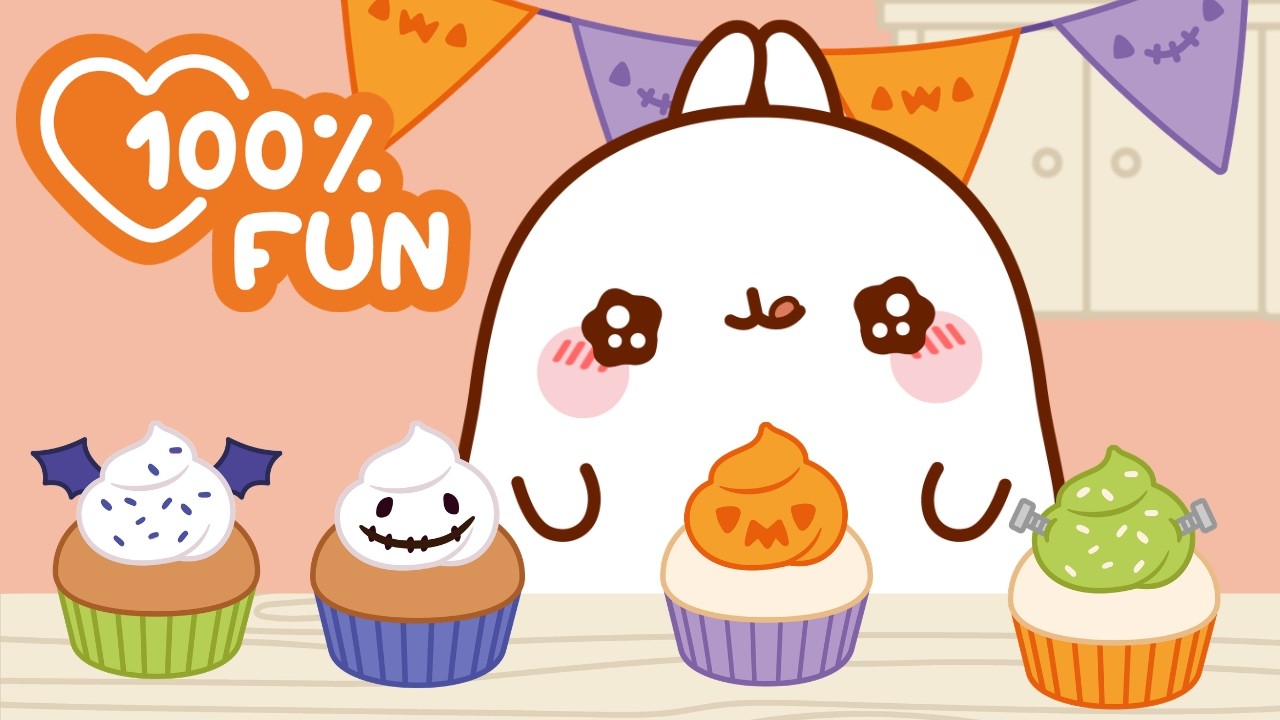 Molang Makes Spooky Halloween Cupcakes! 👻🦇 Cute Halloween Recipes