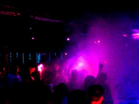 Laurent Veix Mix Live @t Le Ginza / 28 Mai 2011