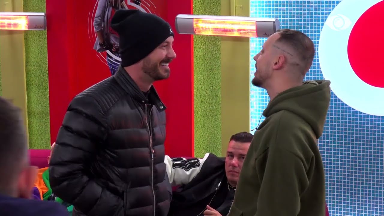 “O Jul, a do ta nxjerrim këtë”/ Romeo-Gracianos: Ta fusin vajzat pas krahëve dhe ti s'di gjë