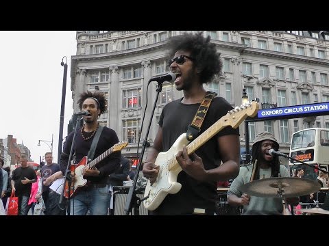 The Thirst: "True" - Busking in Oxford Circus, London