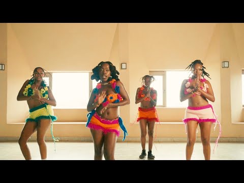 Brandy Maina - Ainame Feat (Young Juju Moonchild)