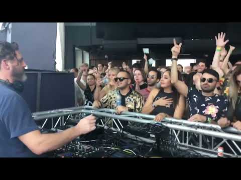 Solomun dropping Lionel Richie classic