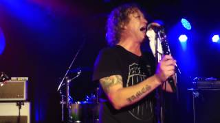 The Screaming Jets -October Grey