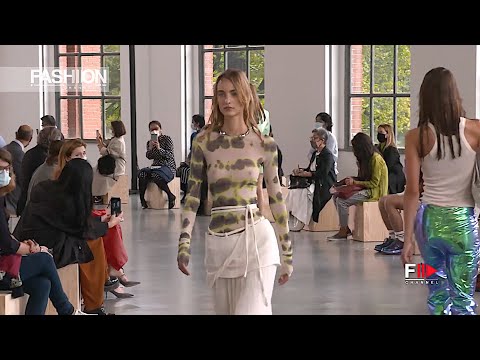 SPORTMAX Spring 2021 Milan - Fashion Channel