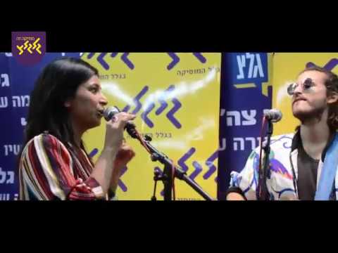 ליאורה יצחק יחד עם The Parakit בלהיט save me - ביצוע אקוסטי לייב בגלגלצ