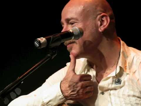 Mario Venuti e Carmen Consoli - Ballata per una città e Microclima