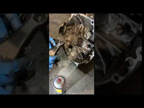 K Series Transmission Clutch Fork and Throwout Bearing Installation