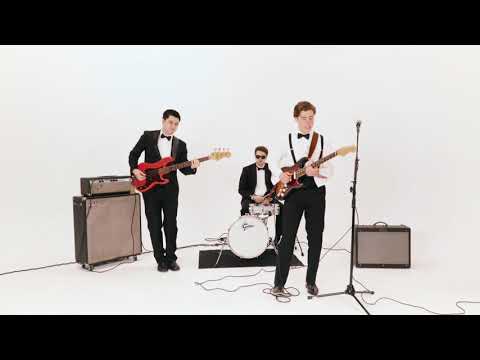 On It [Music Video] by Sam Woolf/Como Brothers