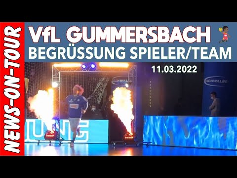 VfL Gummersbach Schwalbe Arena 11.03.2022 Begrüßung der Spieler/Mannschaft