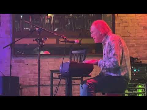 Live from The Speakeasy Austin Tx(Just a Natural Original by JohnMichael Brown) Cover A Day… Life