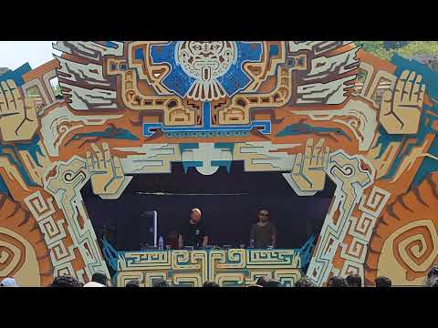 Atriohm and Encephalopaticys in Karacus Marakus 2022 at the mighty Dream beach.