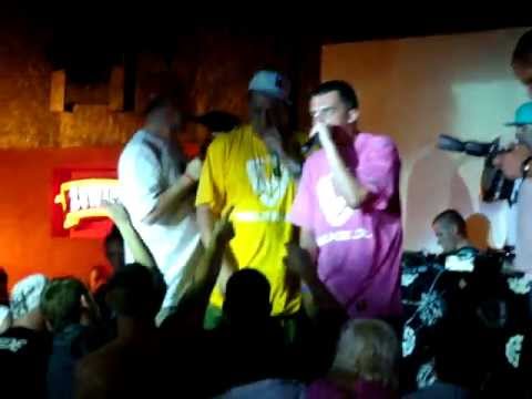 PsychoStach i Ekipa Wielkie Joł Mielno 35 urodziny TEDE STO LAT Się Żyje Elooo