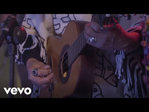 Los Kjarkas - Camino de La Montaña / Por un Sueño de Amor / Canto a La Mujer de Mi Pueblo