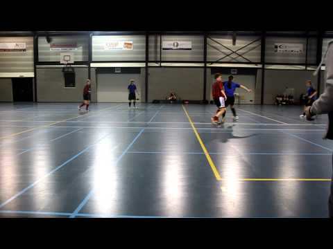 DZV'82 Da1 -  Quick 1888 Da1 - Redding Quick doelvrouw op schot Jill Schuiling