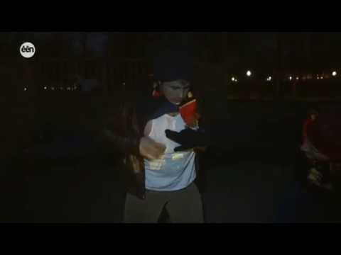 Iedereen Duivel: buurman koning kijkt mee