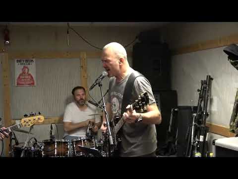 Rock n roll damnation