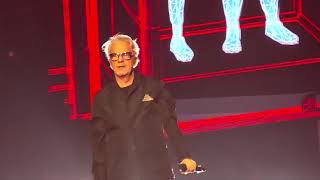 Devo - Going Under (live at Manchester Arena)