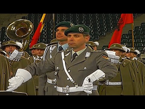 Torgauer Parademarsch: Stabsmusikkorps der Bundeswehr - NATO-Musikfestival 2010
