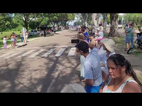 Vuelta ciclista del Uruguay 2026. Llegada a Salto por Av. Wilson Ferreira Aldunate.