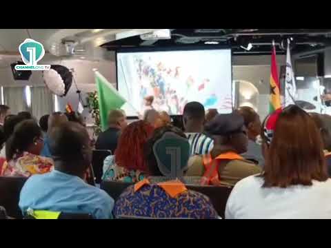 Mercy Ship Academy Students Parade 21 African Flags At Tema Port