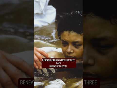 The Haunting Photograph Of A Trapped 13-Year-Old Girl...