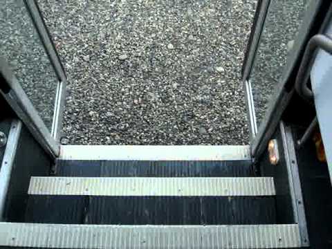 Northwest Bus Sales - 2007 Ford Eldorado 14 Passenger Shuttle Bus w/ Interior Luggage - S13086