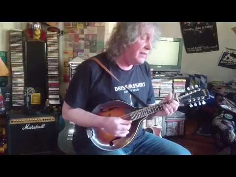 Gubbinsville - The Wombling Song