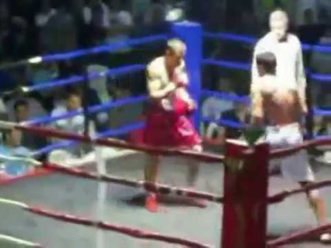 Walter "El Camello" Acuña vs. Roberto Dionicio "Bery" Moreno