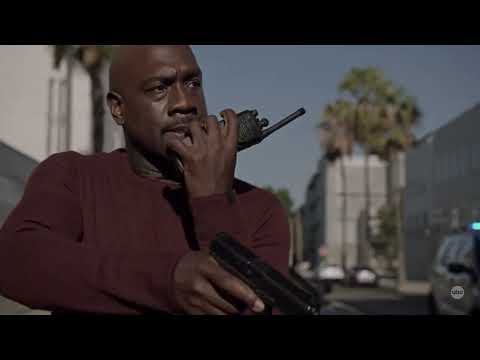 The Rookie   s3e1 Nolan in shootout in scrapyard