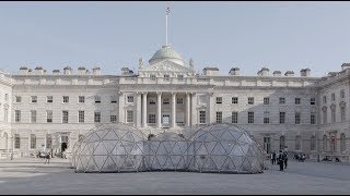 London's 'Pollution Pods' Let You Experience the Air Quality of Cities Around the World