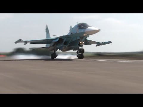 Su-34 landet auf Autobahn in Tatarstan – Video Su-34 landet auf Autobahn in Tatarstan – Video