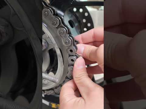 Técnica para travar corrente da moto !