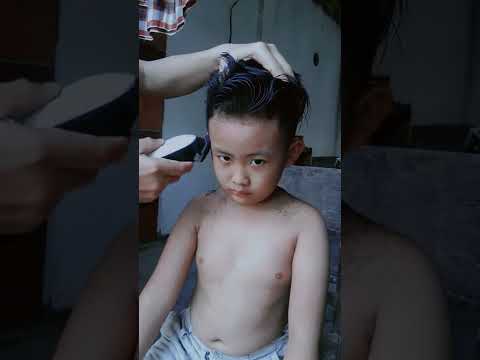 Potong gaji, Eh.. Potong rambut  #potongrambut #pangkasrambut #mohawk #gayarambut