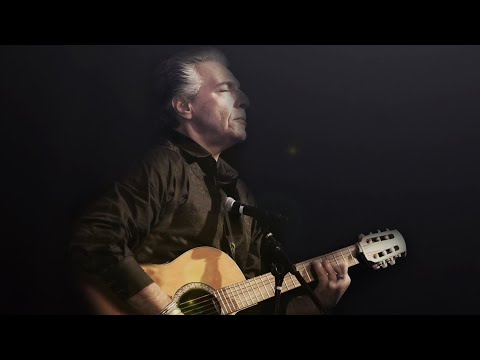 Faramarz Aslani "Gharibe dar Shahr" (Lyric Video)