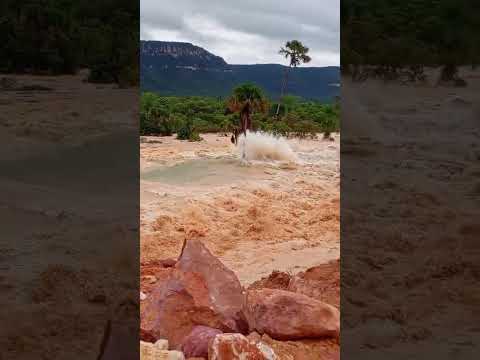 Barragem que se rompeu em Ponte Alta do Bom Jesus