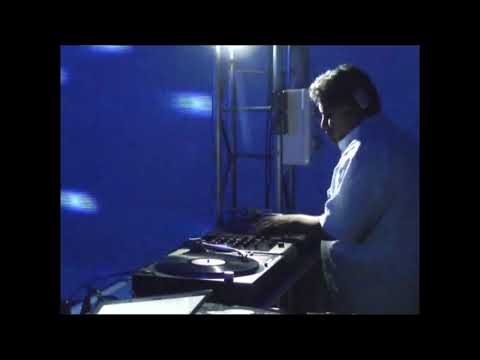 DJ RAUL CASAPIA IN THE MIX