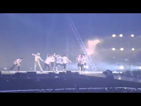 151010 EXO Love Dome Concert   Love Me Right