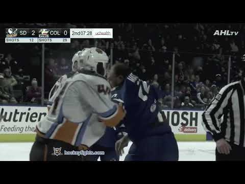 Trevor Carrick vs Stefan Matteau