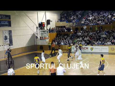 U BT Cluj - CSU Sibiu 92-64 sfertul 4