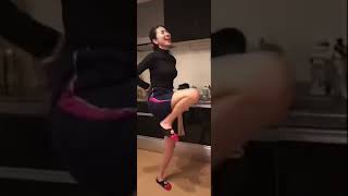 モデルスタイルの美少女のダンスが上手すぎ