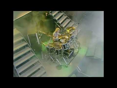 Queen - One Vision (Live at Wembley Stadium, 1986) - [Roger Taylor Cam]