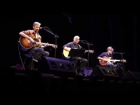 Blake, Butler and Grant play 'Did I Say' by Teenage Fanclub.